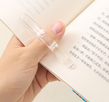 Press book reading aid - V.I.P Digital Presence