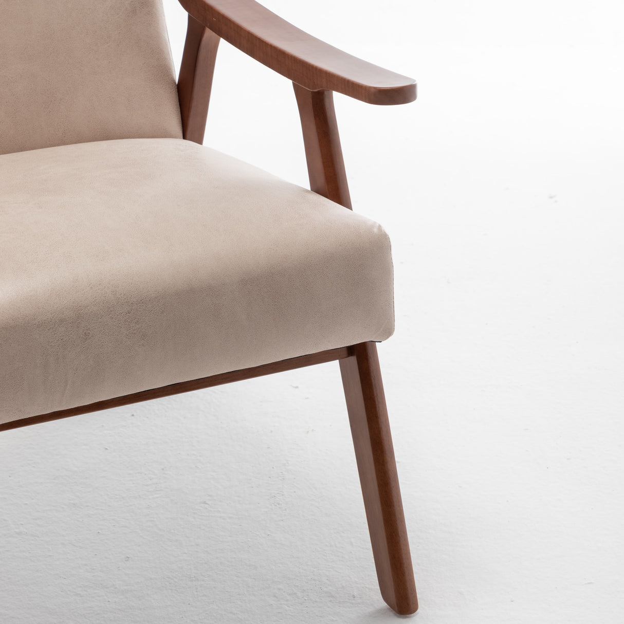 Solid wood frame living room chair, accent chair with thick backrest, casual chair Indoo - V.I.P Digital Presence