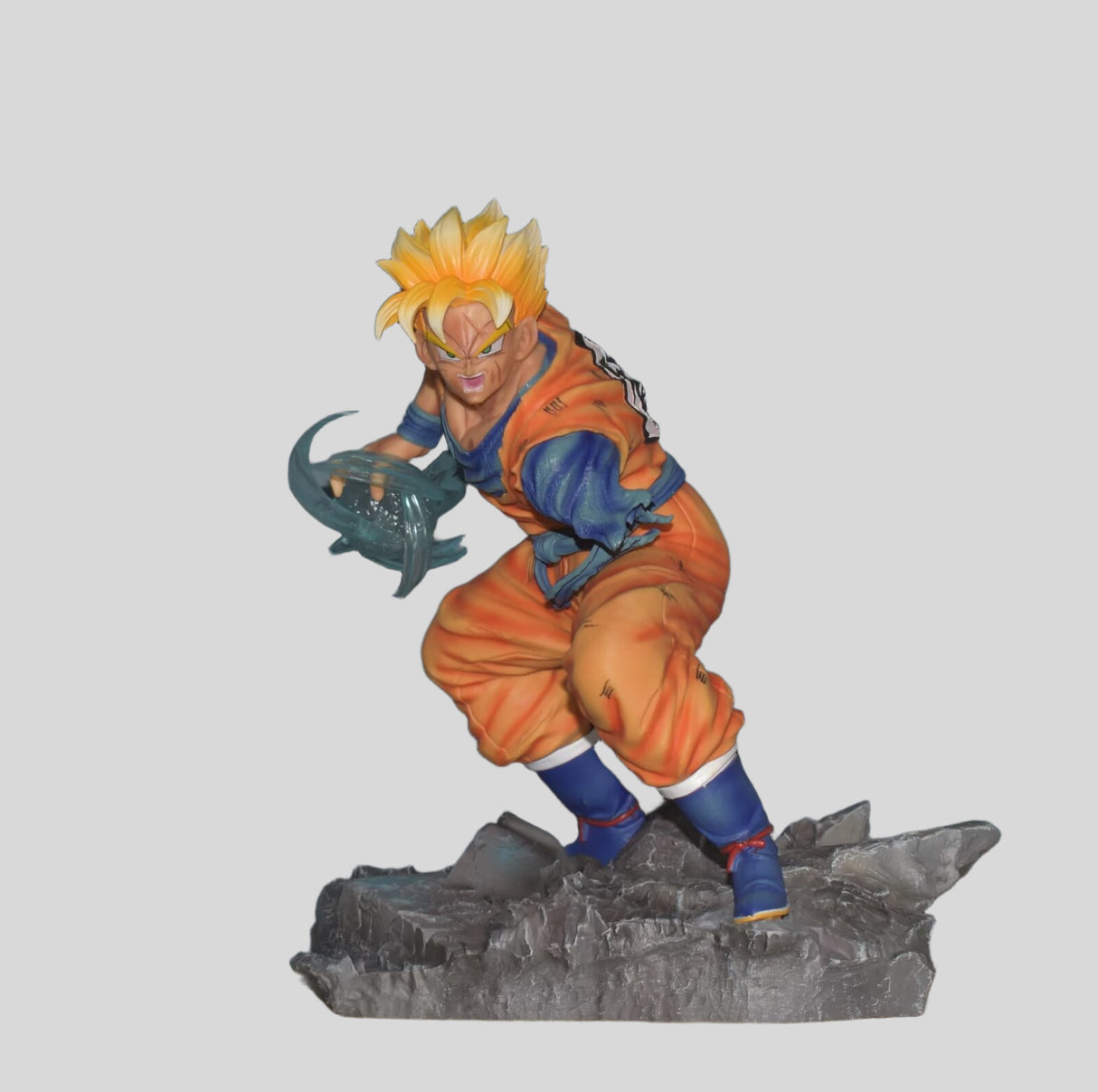 Figura de Dragon Ball n.° 17 y n.° 18, brazo cortado, guerrero futuro Wufan, figura de anime Wufan