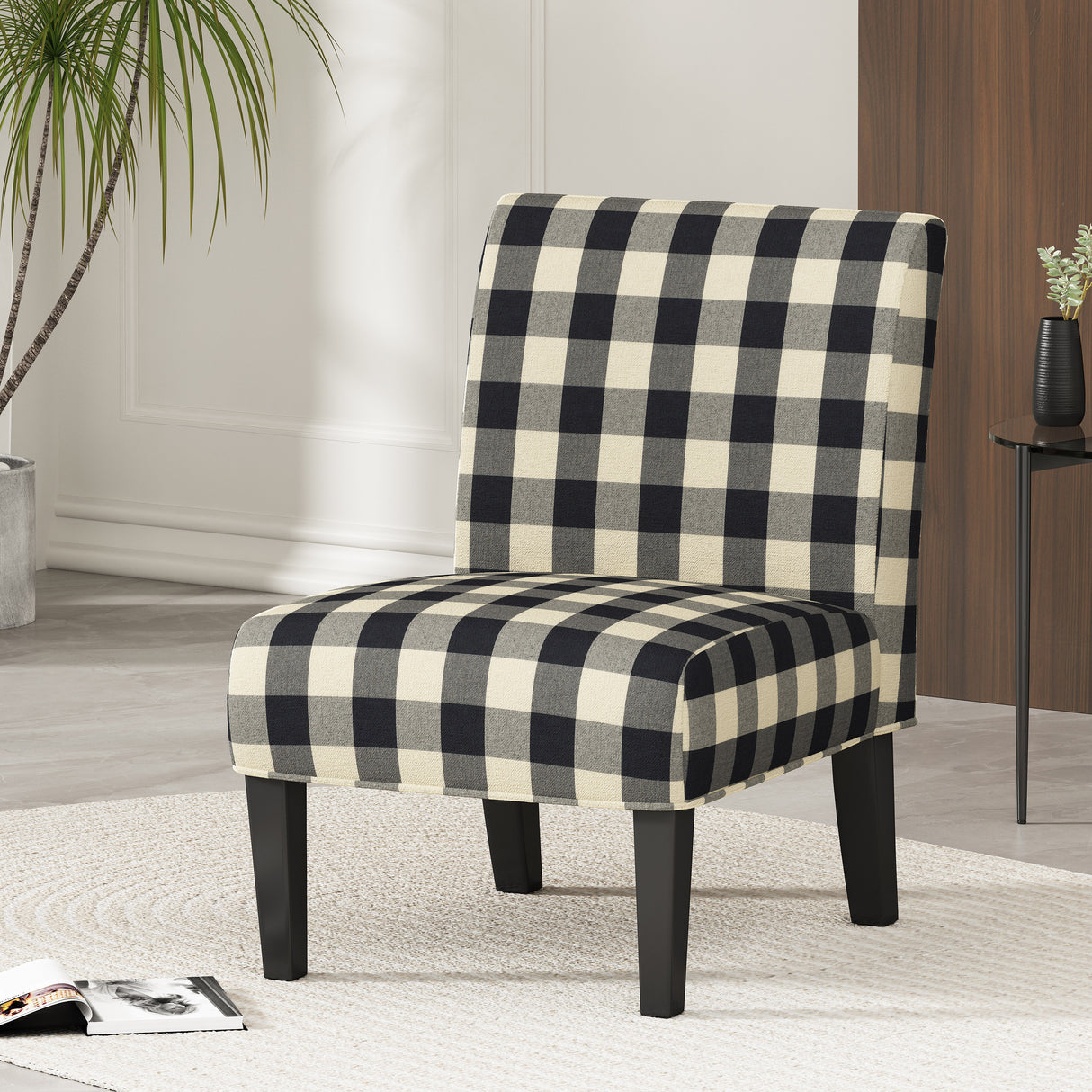 ACCENT CHAIR - V.I.P Digital Presence