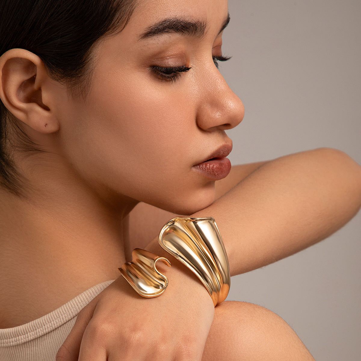 Metal style temperament niche versatile bracelet Bracelet irregular opening bracelet - V.I.P Digital Presence