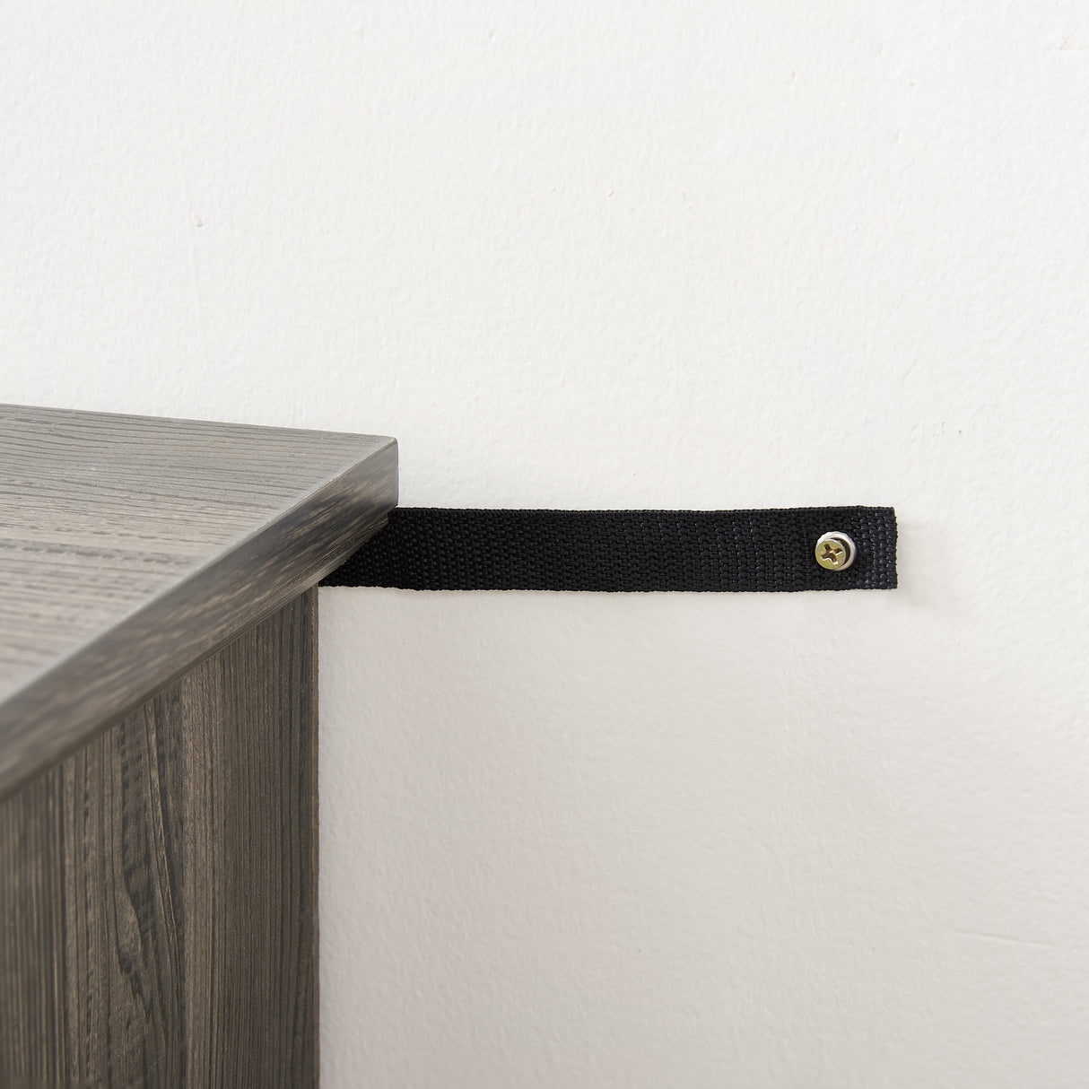 Vine TV stand console table, suitable for TVs under 70 inches, equipped with 2 storage shelves and 2 natural rattan doors, gray - V.I.P Digital Presence