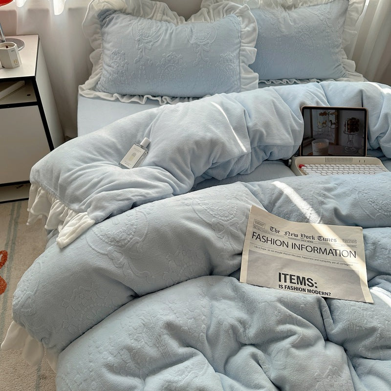 A-class ins princess style milk velvet four piece set lace carved velvet warm duvet cover winter bedding - V.I.P Digital Presence