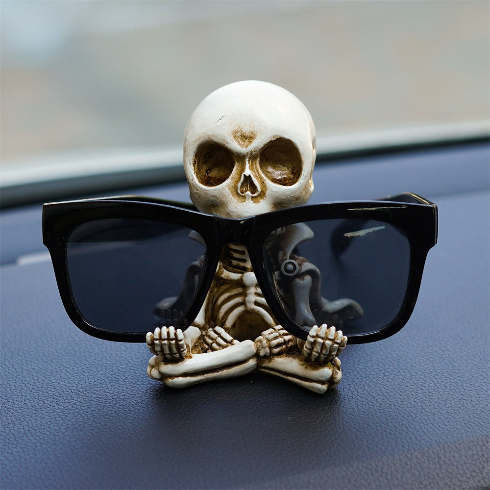 Cloak meditation small skull car ornament - V.I.P Digital Presence