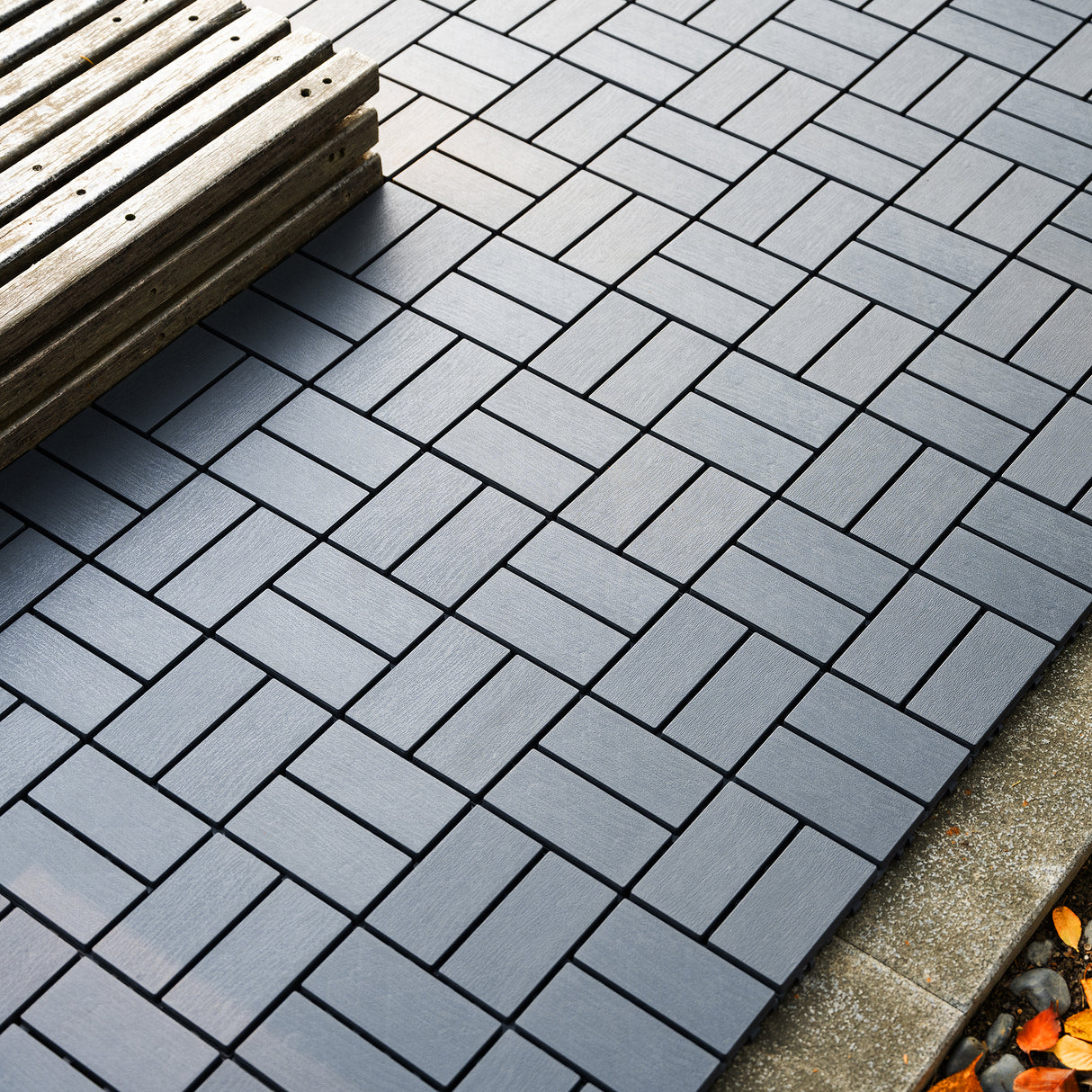 Plastic interlocking deck tiles, 44 terrace deck tiles, 12 "x12" square waterproof terrace floor tiles, gray - V.I.P Digital Presence