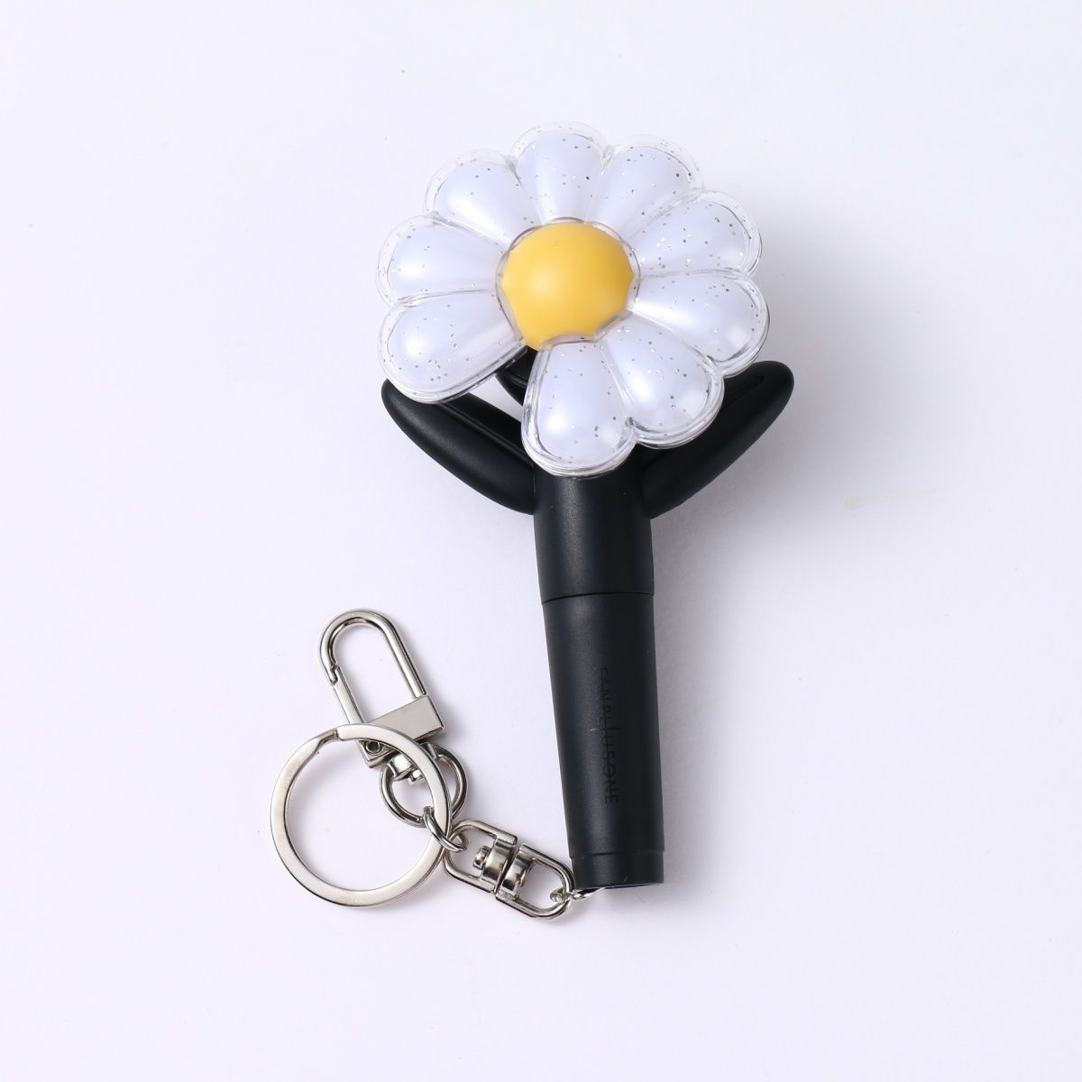 Daisy keychain GD gift pendant bag hanging decoration keychain peripheral gifts