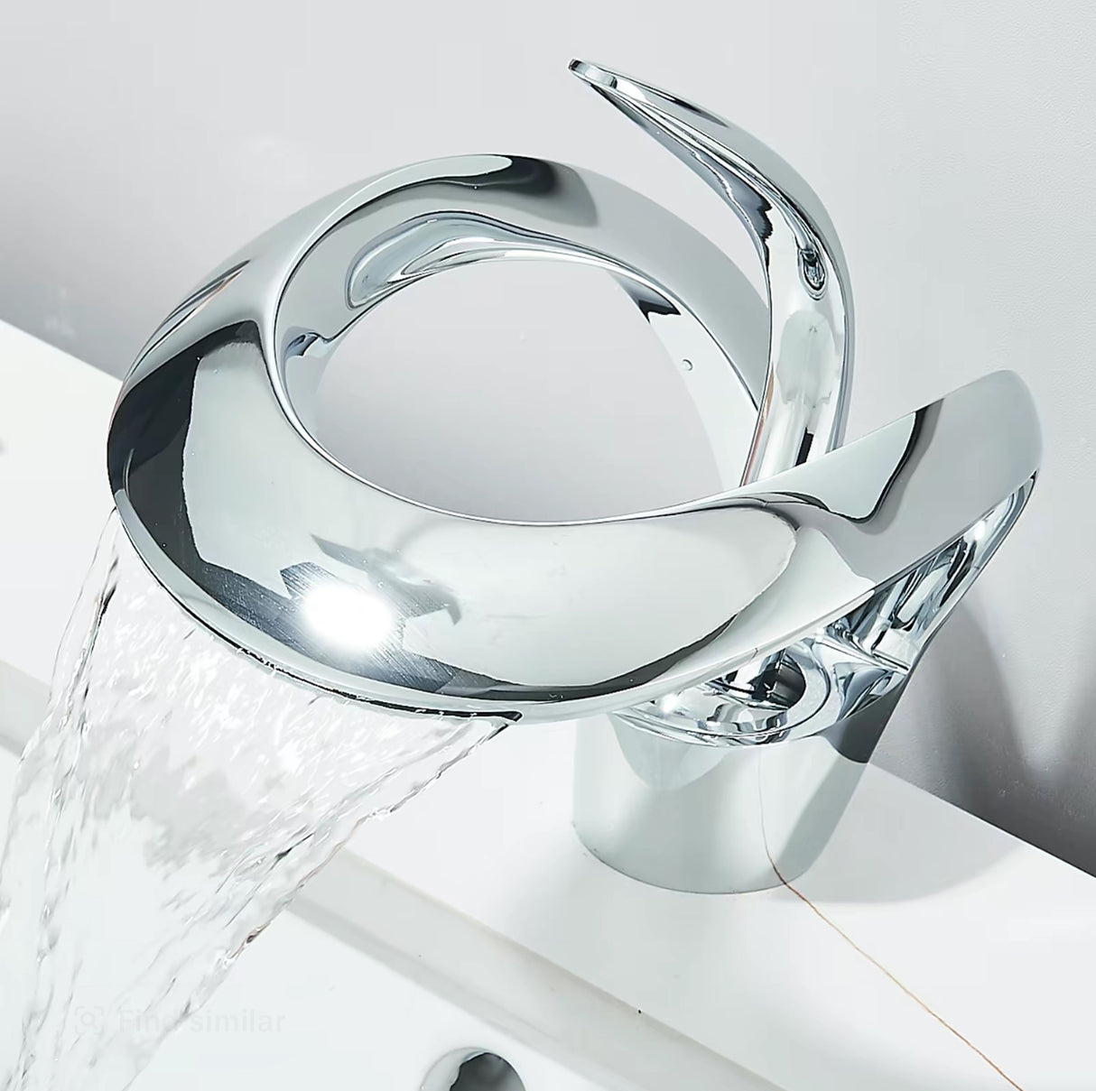 AquaFalls Chrome Tap