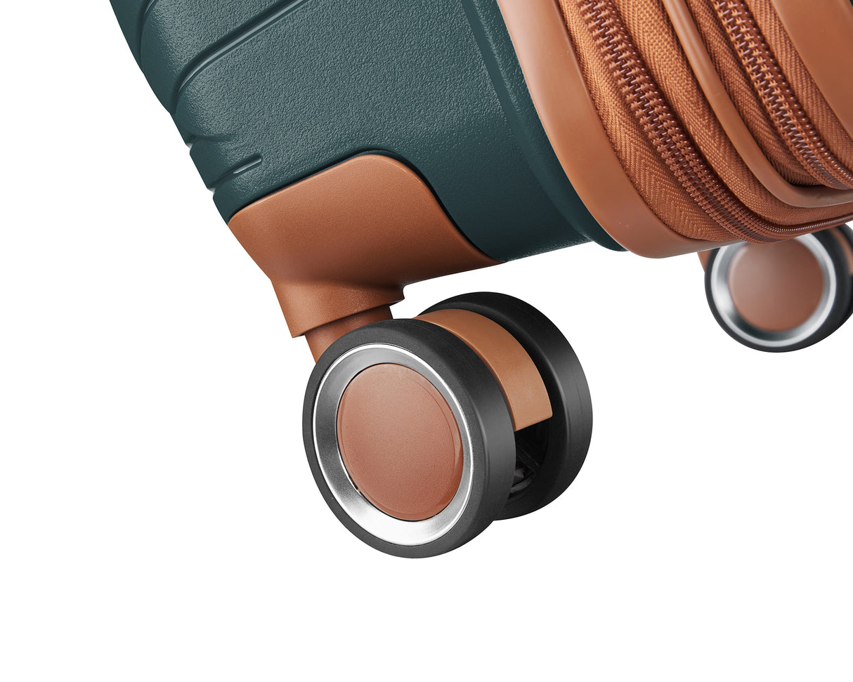 Luggage set of 4 pieces (14/20/24/28) with 4 360 degree silent rotating wheels made of PP material and durable TSA lock - V.I.P Digital Presence