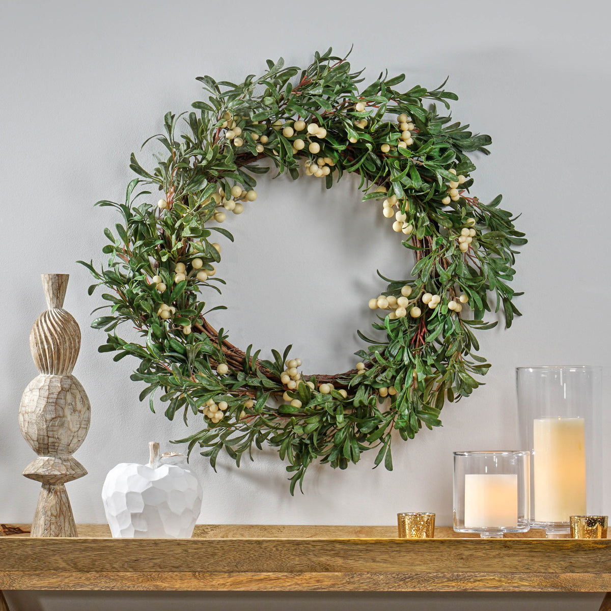 29" SNOWBERRY WREATH - V.I.P Digital Presence