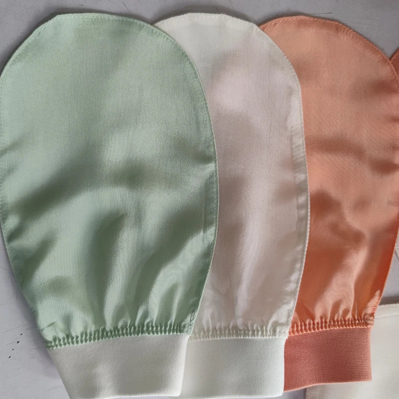 Silk exfoliating face wash and beauty towel, soft and exfoliating, bath and scrubbing, silk bath and face wash gloves - V.I.P Digital Presence