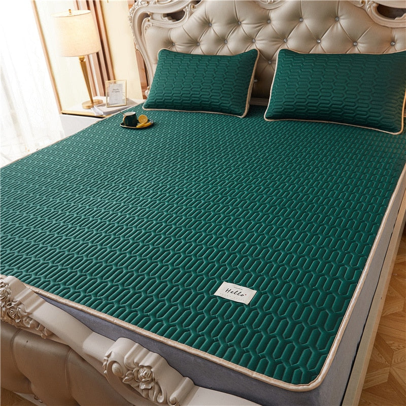 Summer Bed Sheet Ice Silk Mat Soft and Comfortable Latex Mattress Bedding Three-piece Breathable Mat for Comfortable Sleep