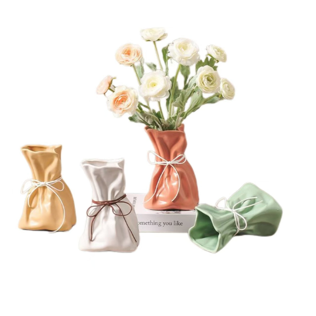 Resin Vase for Living Room and Dining Table, Flower Arrangement Decorative Piece with Elegant Style - V.I.P Digital Presence