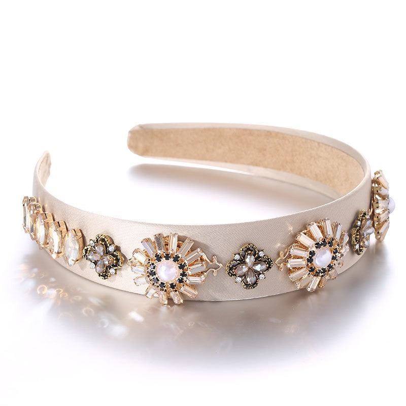 Fashionable Baroque Retro Set Water Diamond Flower Wide Edge Pearl Hair Hoop - V.I.P Digital Presence