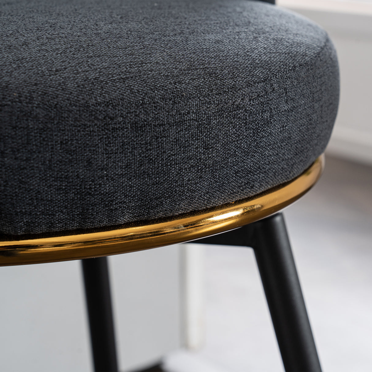 A set of 2 gray rotating bar stools - high backrest, adjustable, with elegant metal backrest decoration - V.I.P Digital Presence