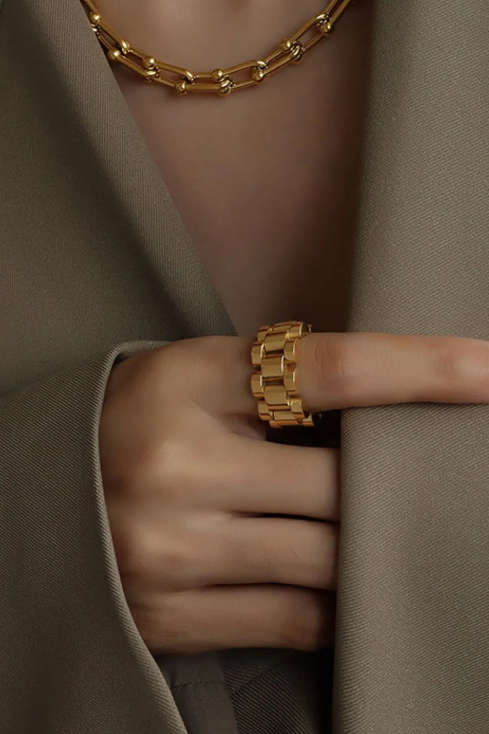 18K Gold-Plated Titanium Steel Ring - V.I.P Digital Presence