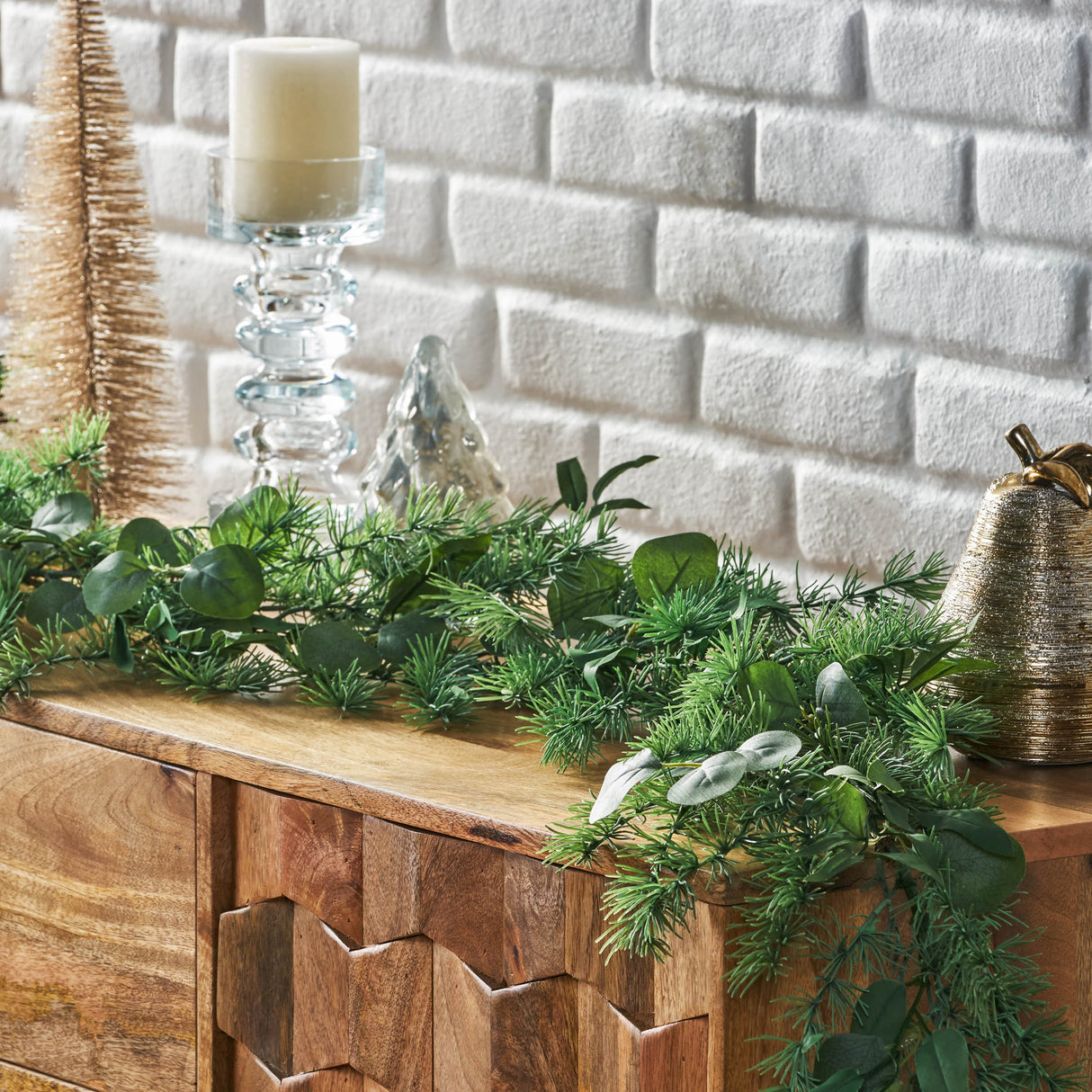 5.5' LEAVES GARLAND - V.I.P Digital Presence