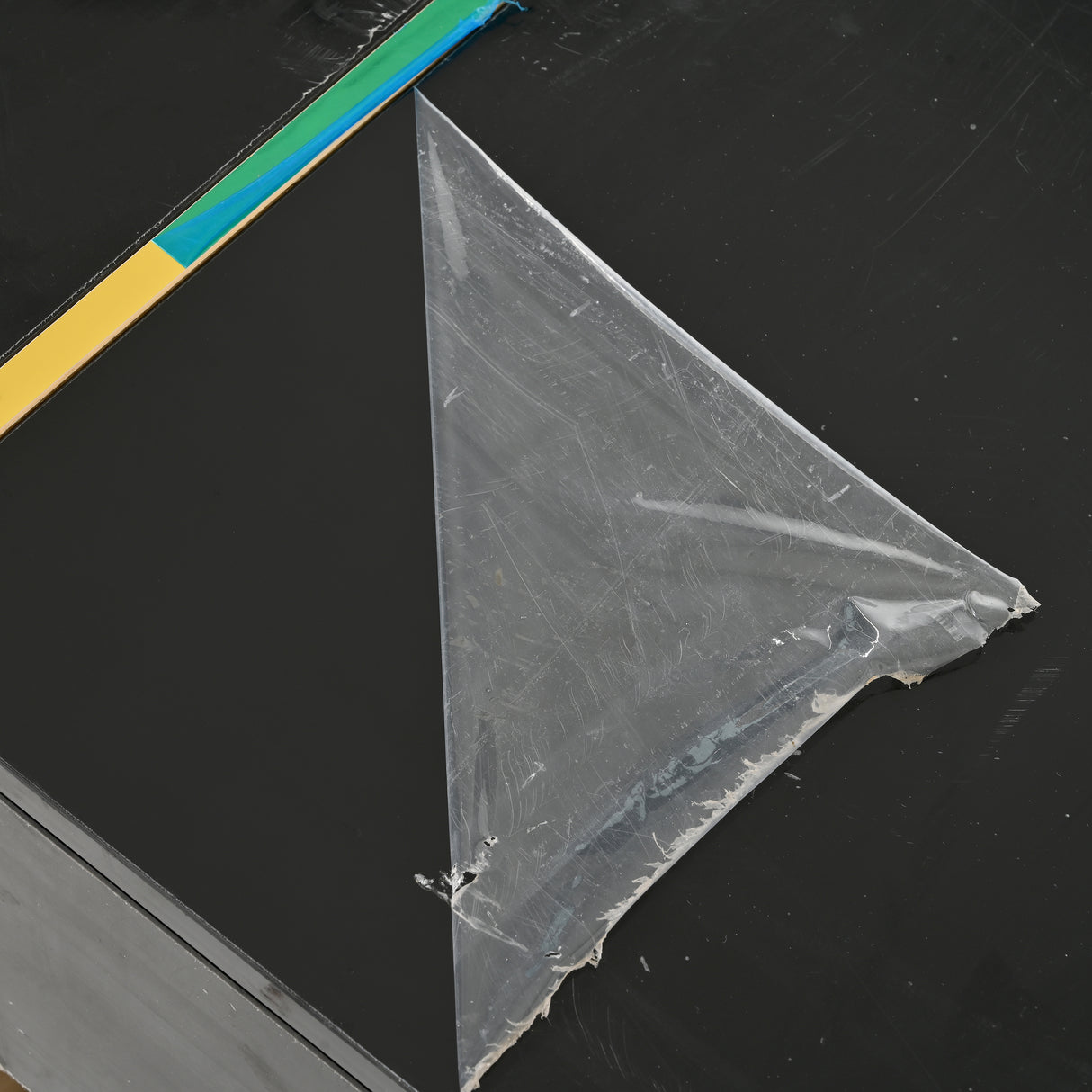 ON-TRANS 47.2 inch x 31.4 inch multifunctional rectangular sofa table with 2 drawers and gold wood grain leg center table, black - V.I.P Digital Presence