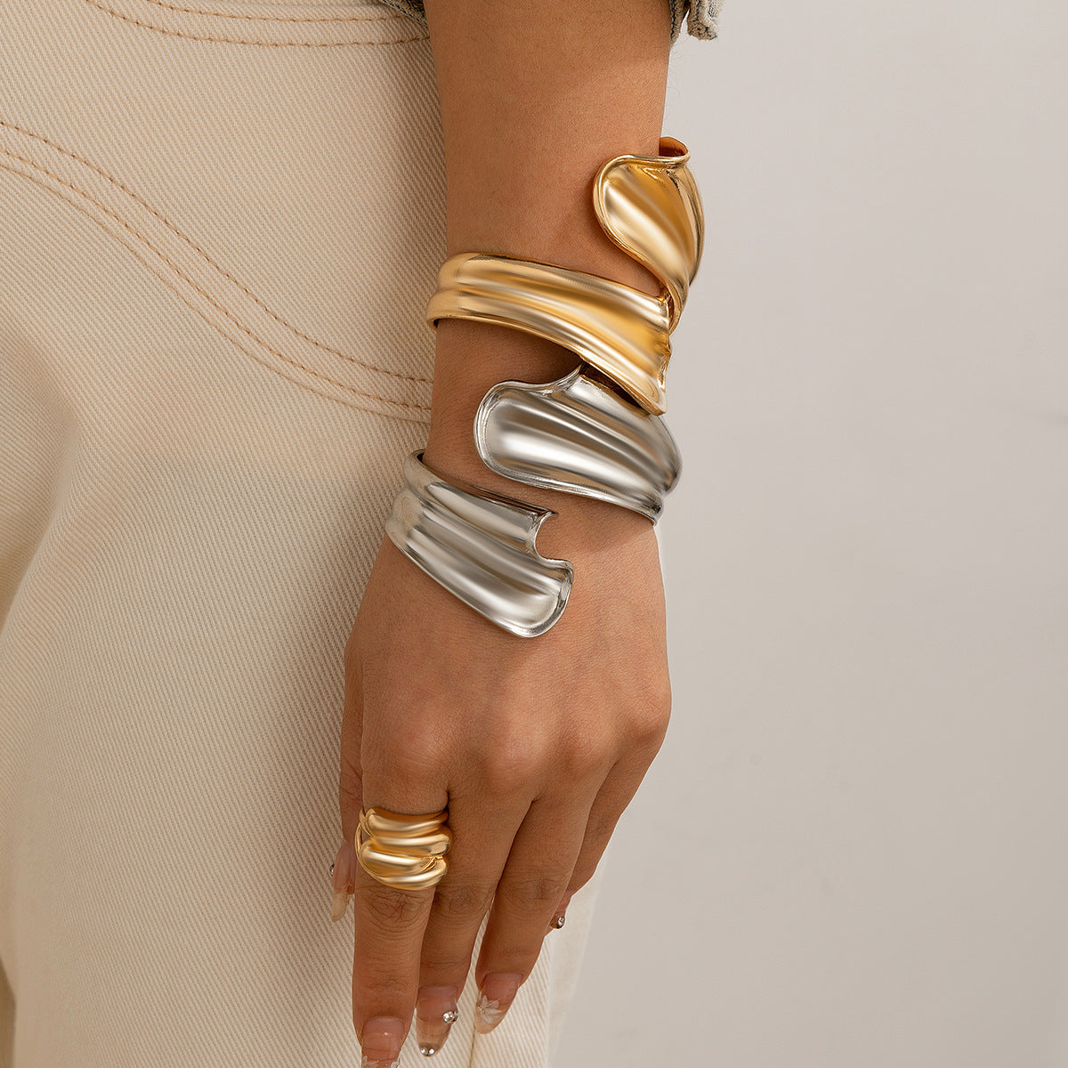 Punk style exaggerated irregular folds personalized winding fish tail bracelet Bracelet - V.I.P Digital Presence