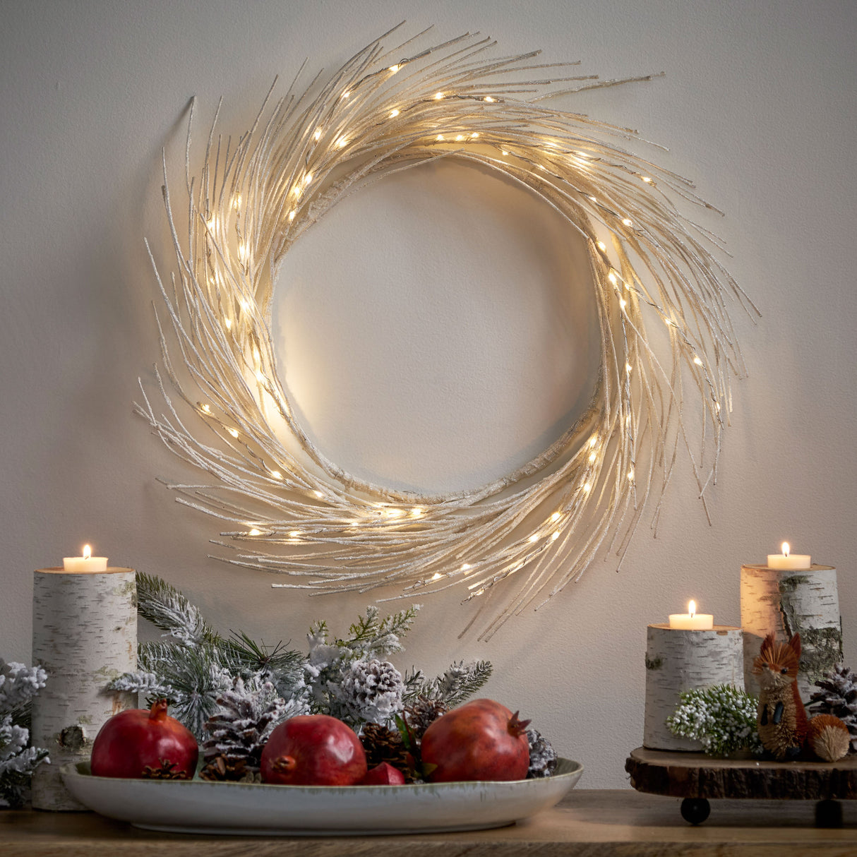 24" PAPER WREATH WITH LED LIGHT - V.I.P Digital Presence