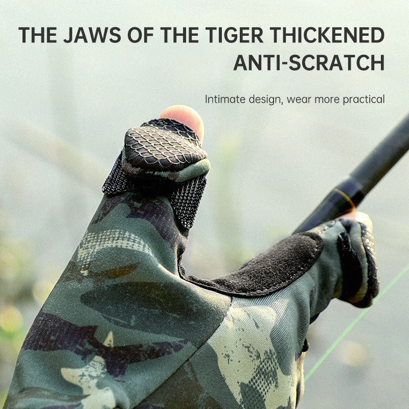 Outdoor Luya fishing gloves male dew three-finger non-slip plus velvet warm windproof riding cold-proof fishing gloves.