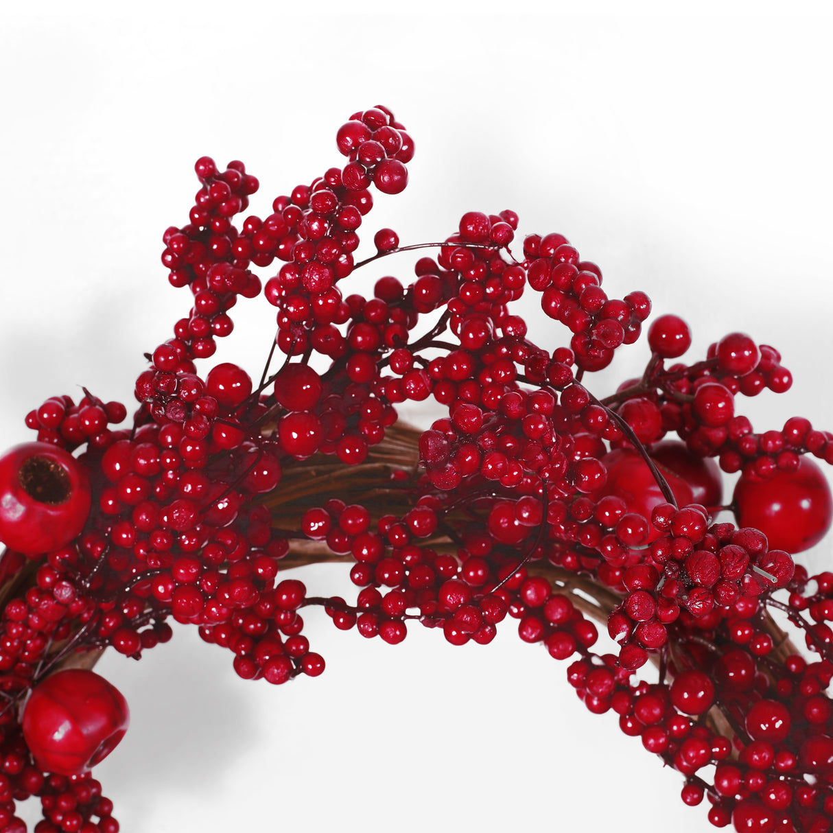 23.5" WP MIXED BERRY WREATH - V.I.P Digital Presence