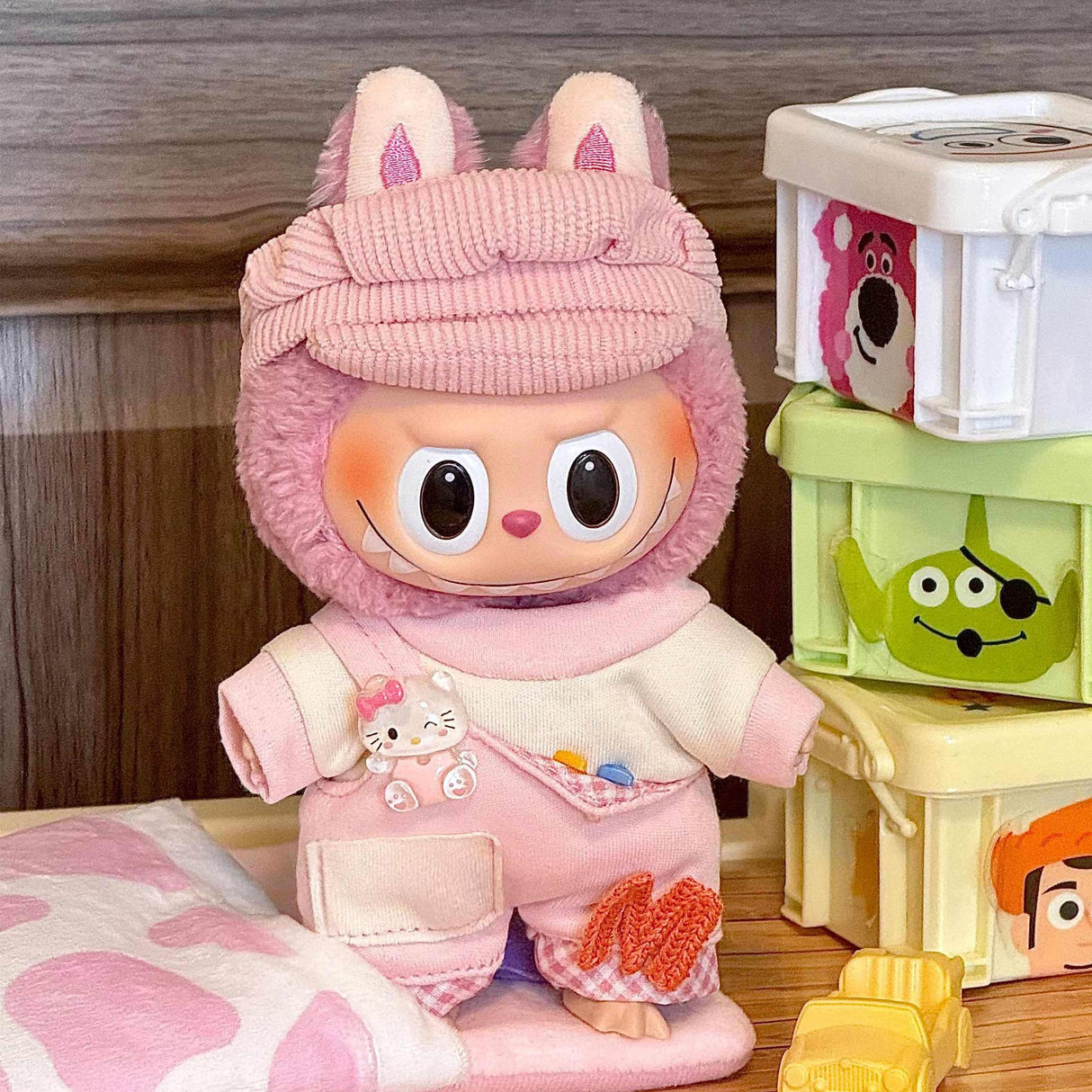 Labubu DIY Party Outfits: Customizing Clothes for Labubu Generation 1 and 2 Blind Box Figures - V.I.P Digital Presence