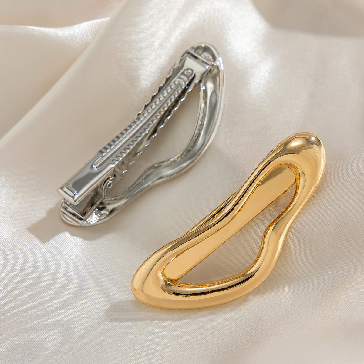 Summer temperament metal hair clip female Hairpin simple irregular back of the head clip - V.I.P Digital Presence