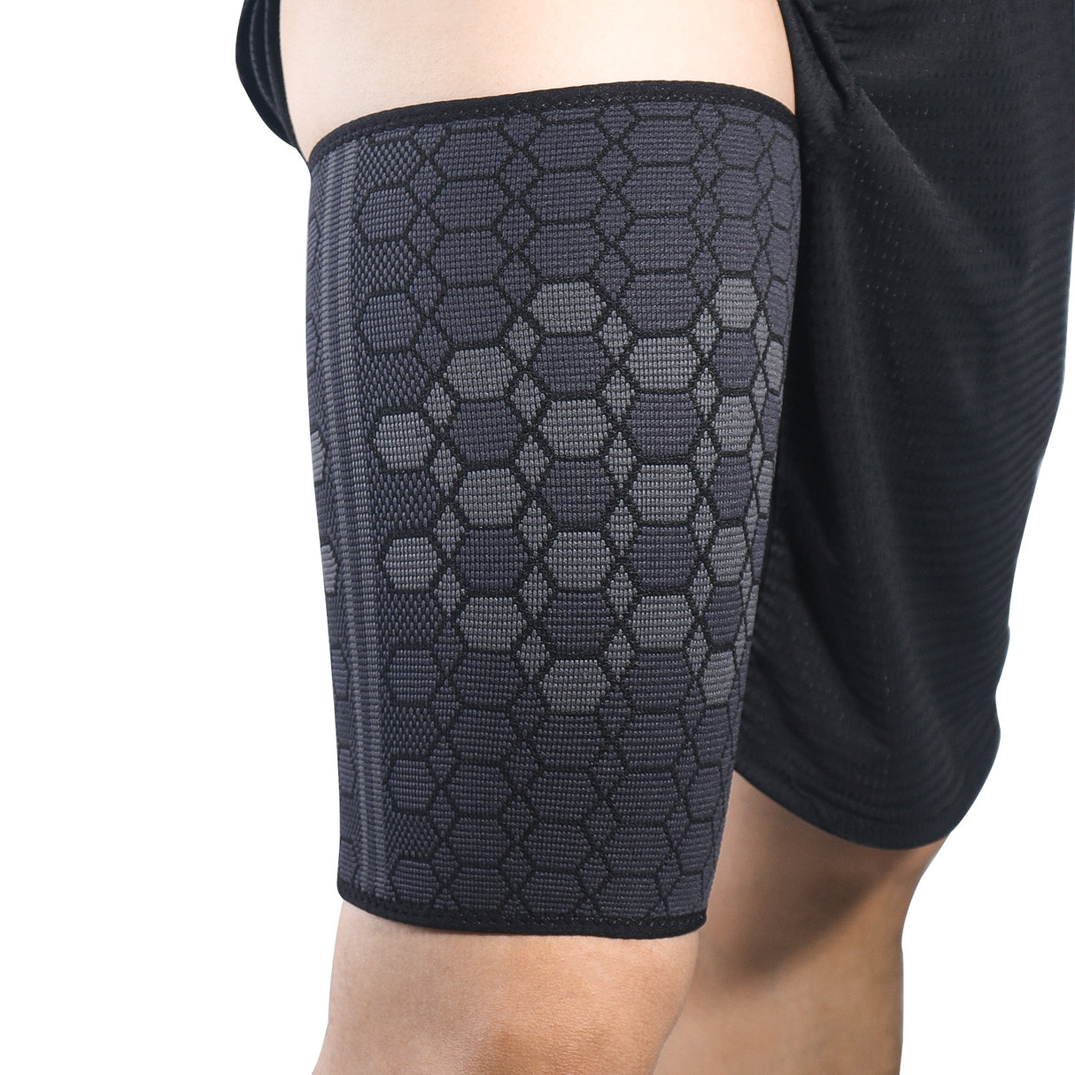 High elasticity knitted nylon sports thigh protector for cyclingand thigh muscle strain prevention - V.I.P Digital Presence