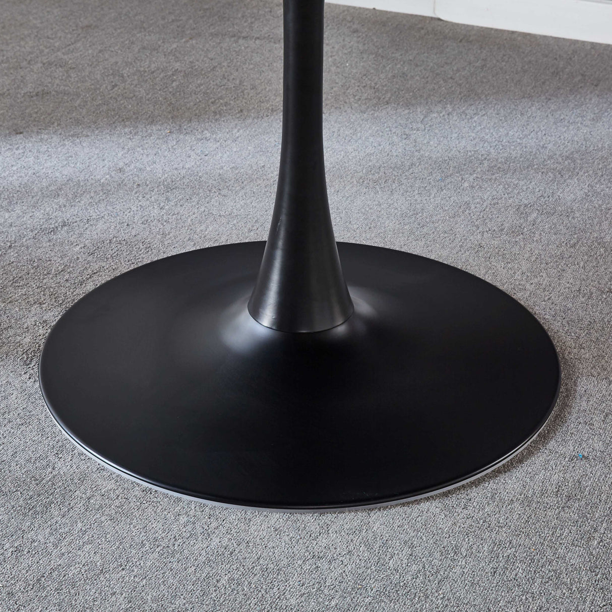 42.1"Black Tulip Table Mid-century Dining Table for 4-6 people With Round Mdf Table Top Pedestal Dining Table