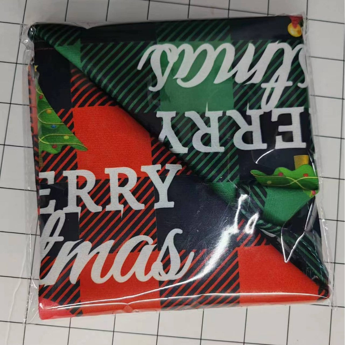 Christmas Day Border Protection Pet Small, Medium, and Large Dogs, Dogs, Cats, Teddy Triangular Towels, Water Jars - V.I.P Digital Presence