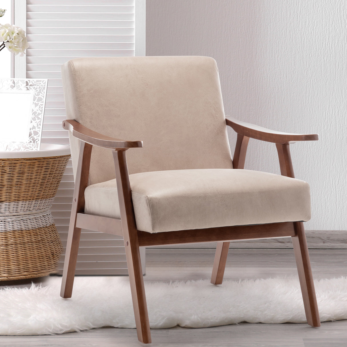 Solid wood frame living room chair, accent chair with thick backrest, casual chair Indoo - V.I.P Digital Presence