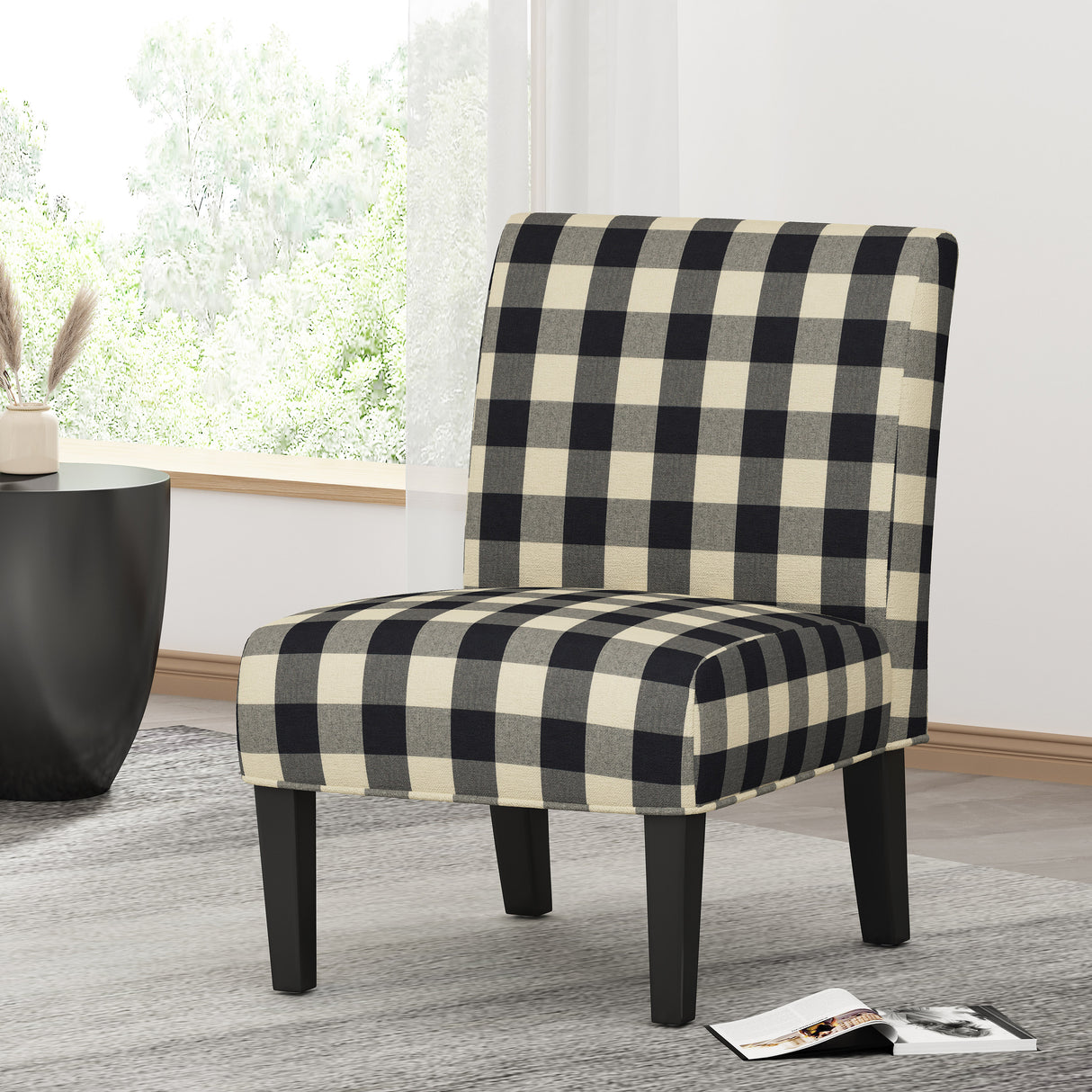 ACCENT CHAIR - V.I.P Digital Presence