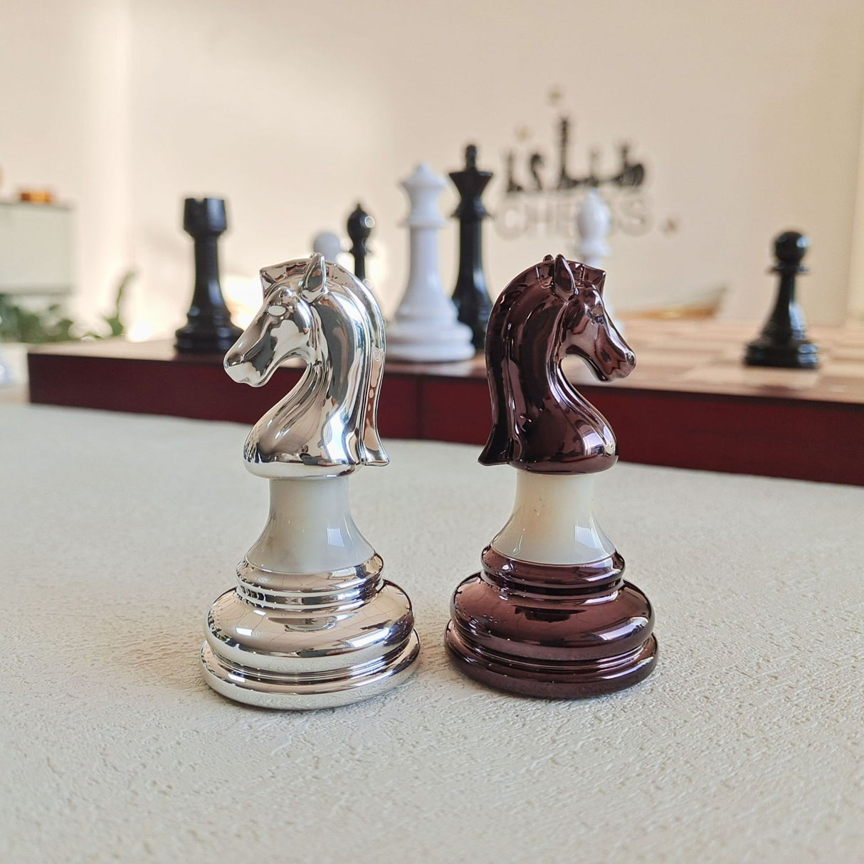 Chess pieces wooden chessboard pieces wooden chess pieces backboard chess pieces - V.I.P Digital Presence