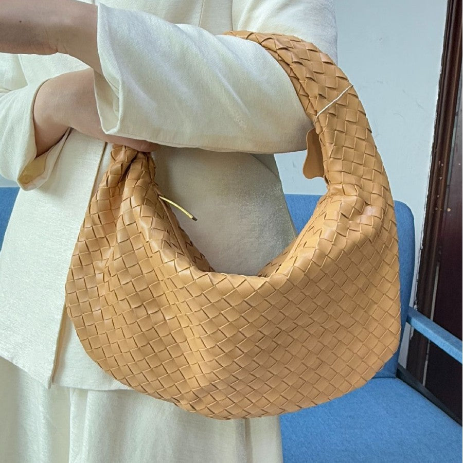 Large size women's woven bag large capacity hand-held armpit bag women's bag - V.I.P Digital Presence