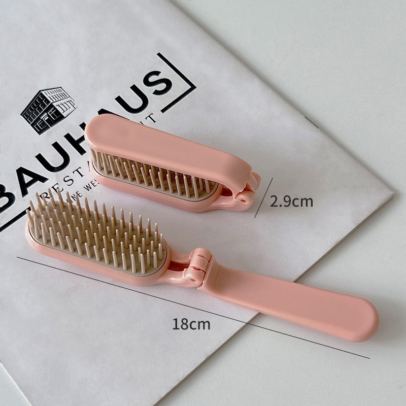 Foldable and convenient travel comb - V.I.P Digital Presence