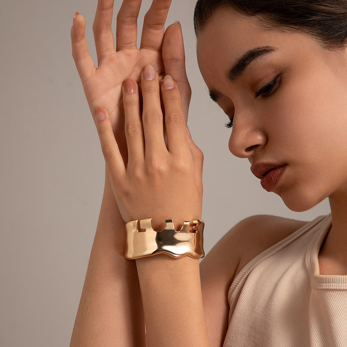 Metal style temperament niche versatile bracelet Bracelet irregular opening bracelet - V.I.P Digital Presence