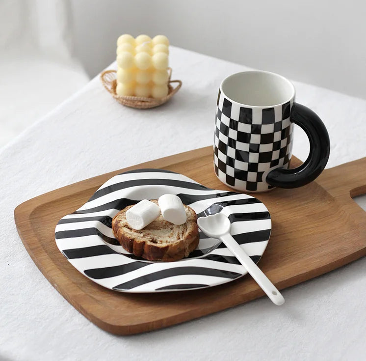 Nordic Ceramic Plate Dot Stripe Irregular Wave Shape Ceramic Dessert Plate Pasta Plate Dinner Plates Ceramic Dish Plates - V.I.P Digital Presence
