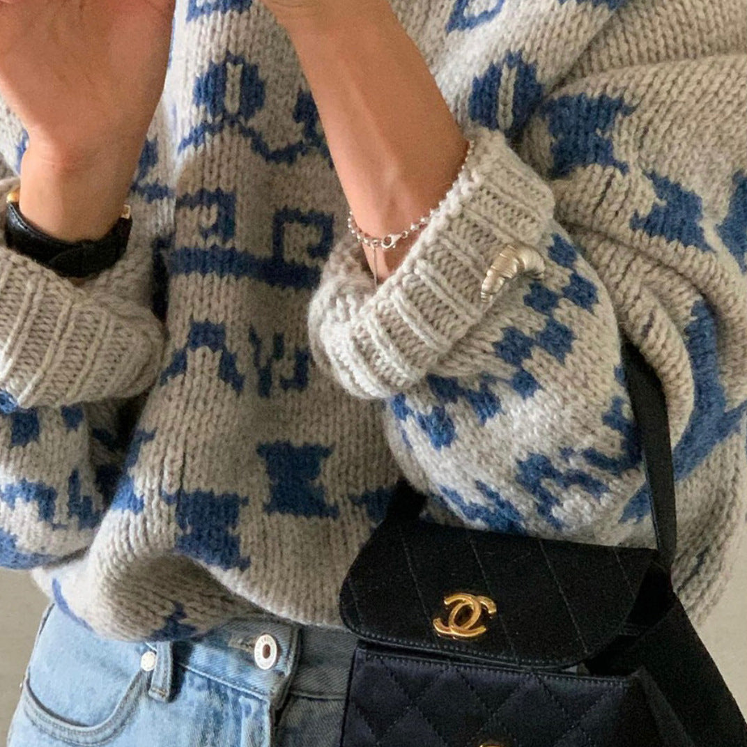 Croissant corsage brooch high-end female design niche silver croissant internet celebrity couple badge - V.I.P Digital Presence