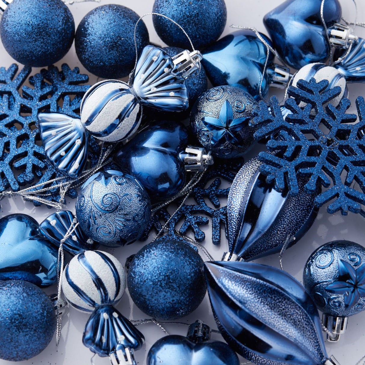 Christmas Ball Set 6cm Painted Alien Ball Powder Snowflake Set Box Christmas Supplies - V.I.P Digital Presence