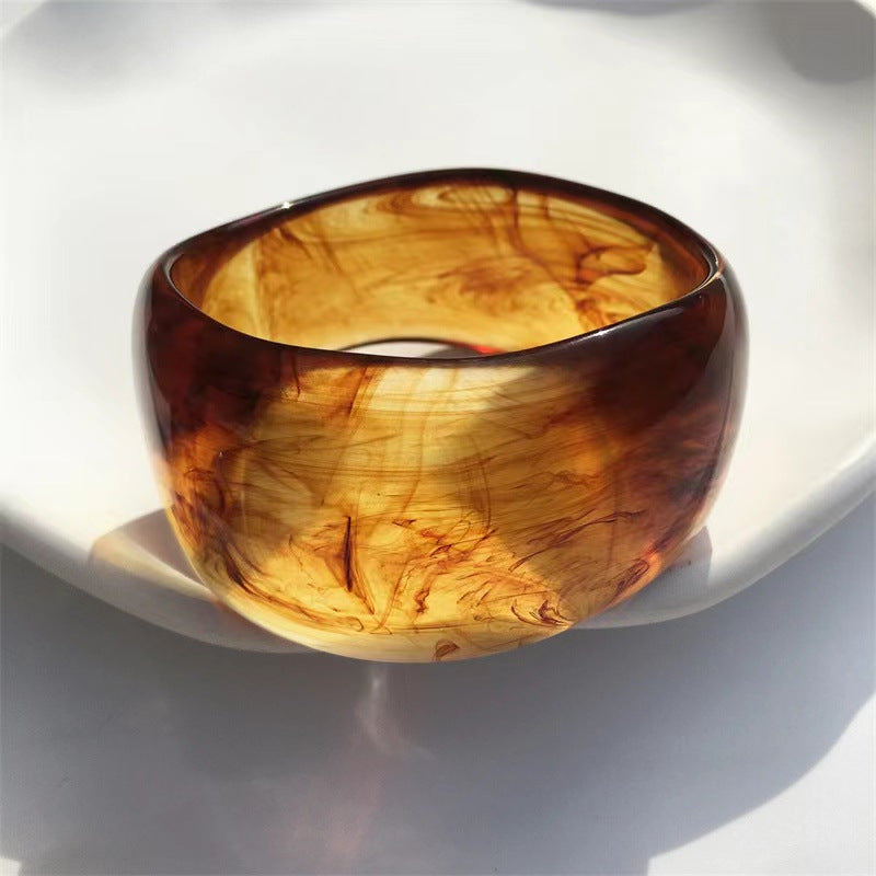 Li Shi patterned acrylic bracelet irregular bracelet - V.I.P Digital Presence