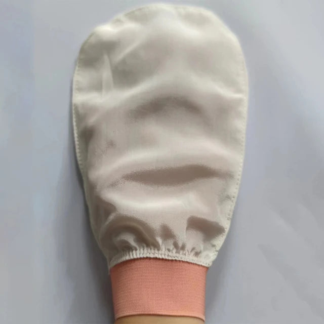 Silk exfoliating face wash and beauty towel, soft and exfoliating, bath and scrubbing, silk bath and face wash gloves - V.I.P Digital Presence