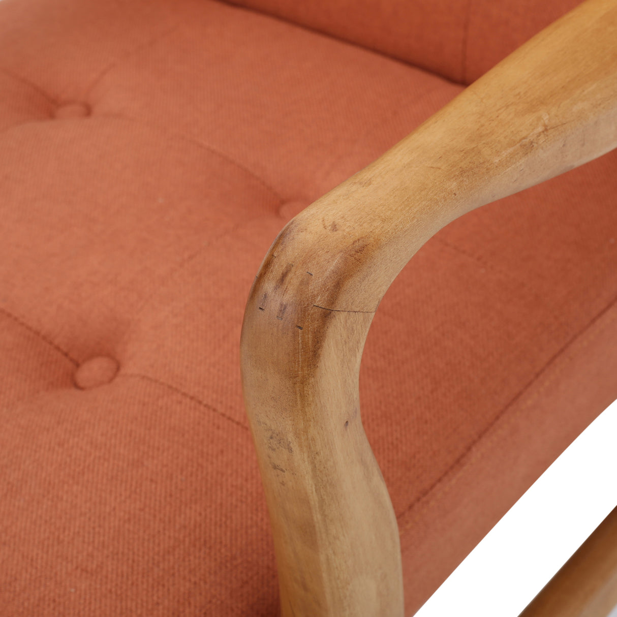 CLUB CHAIR - V.I.P Digital Presence