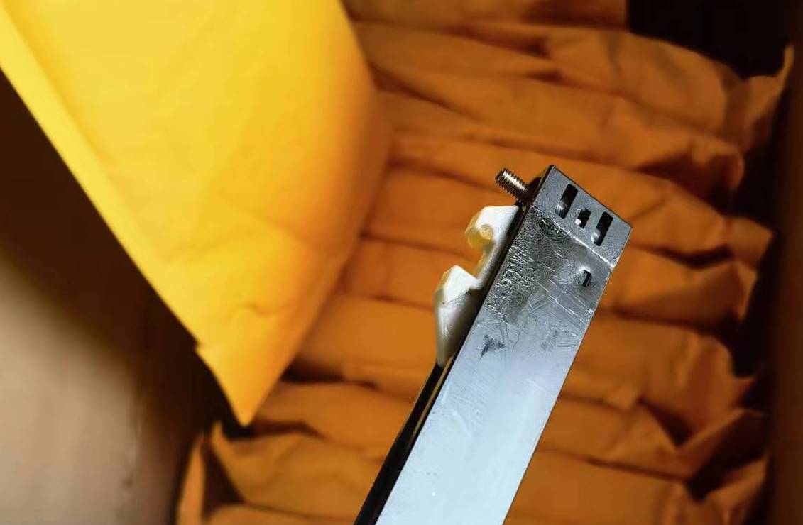 Buffers for Shower Doors can turn a shower door into a super-supreme-premium product with a soft-closing function 22D03P01-72X4-1 - V.I.P Digital Presence