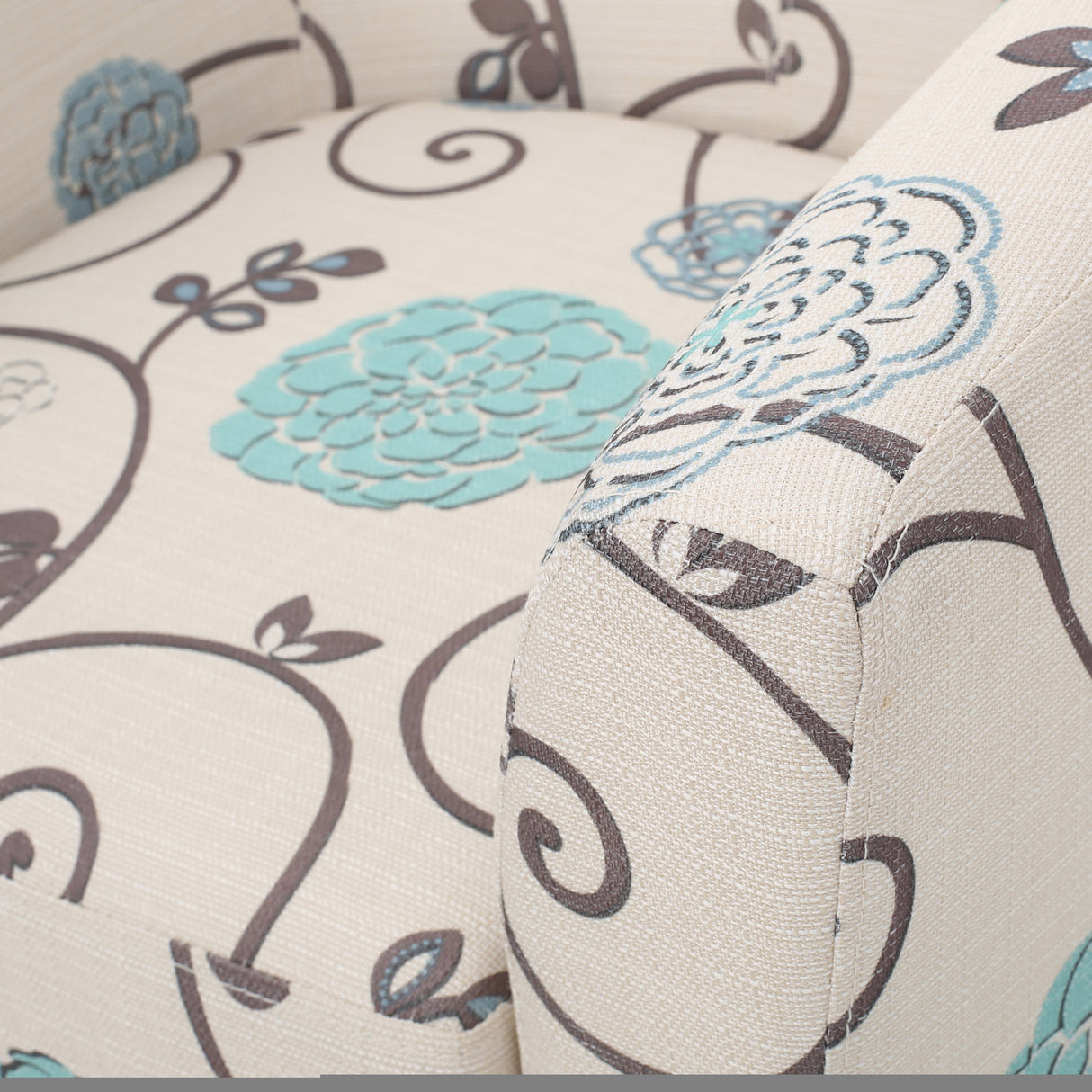 PLAZA CLUB CHAIR - V.I.P Digital Presence