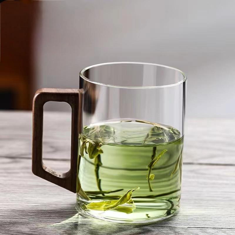 High end green tea cup with walnut handle and lid. High temperature resistant glass office drinking cup - V.I.P Digital Presence
