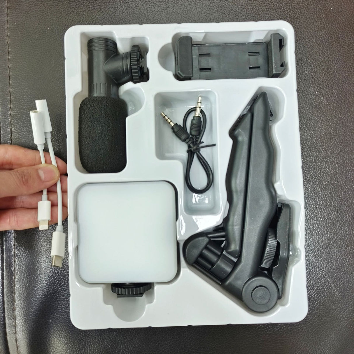 Desktop Beauty Leg Pocket Fill Light with Microphone Set Single Reflex Conference Lamp Handheld Photography with Microphone - V.I.P Digital Presence