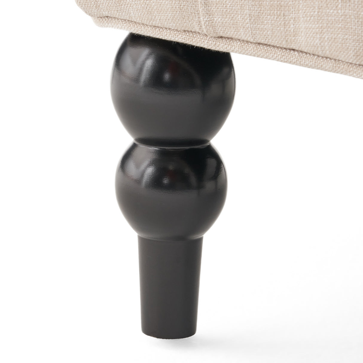 HI-BACK CLUB CHAIR - V.I.P Digital Presence