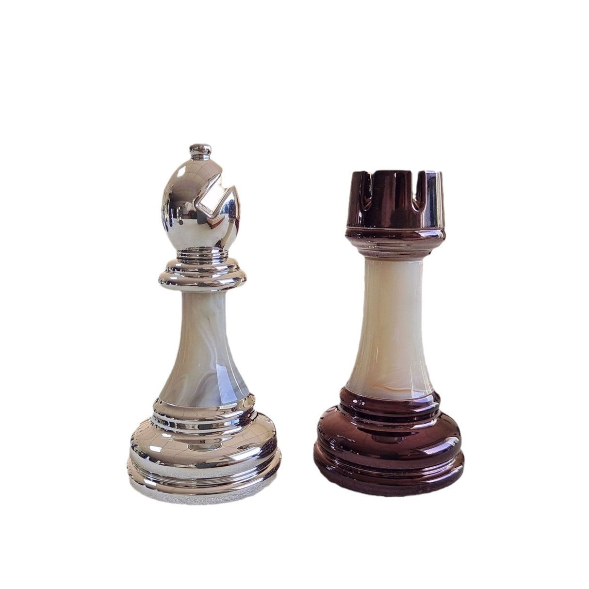 Chess pieces wooden chessboard pieces wooden chess pieces backboard chess pieces - V.I.P Digital Presence