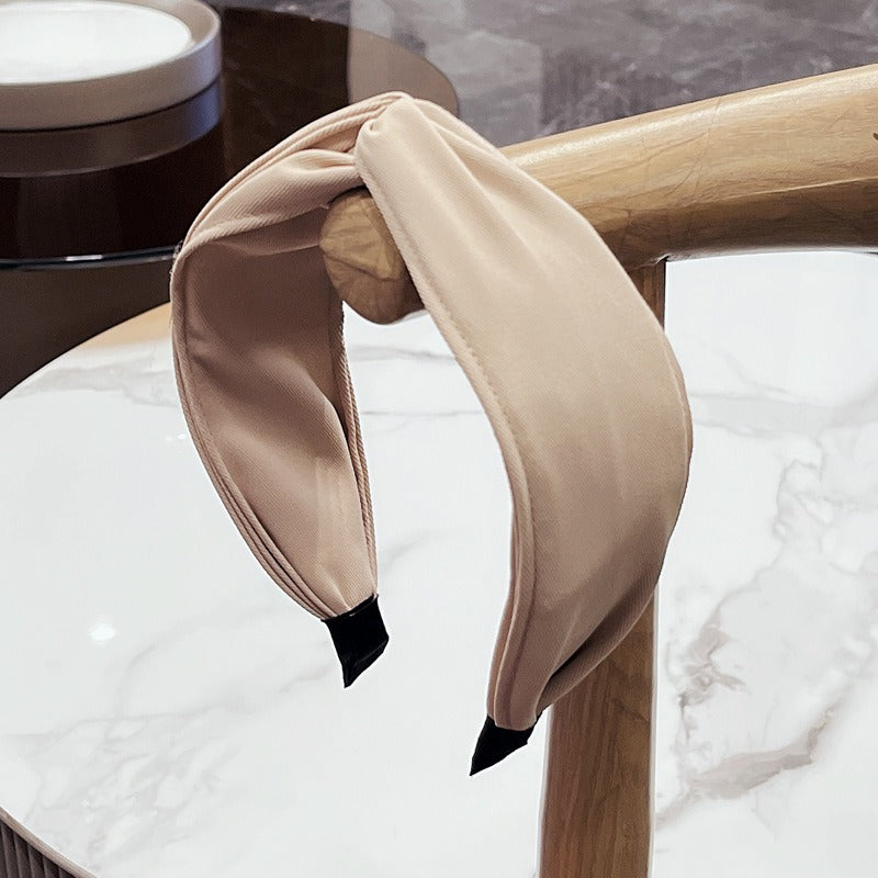 Fashionable fabric cross bow headband - V.I.P Digital Presence