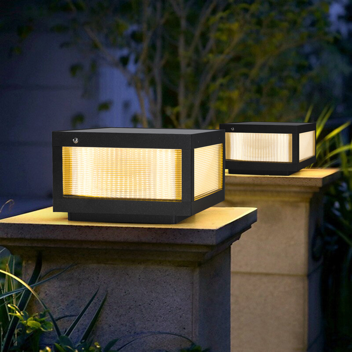 Solar Wall Lamp With Dimmable LED Aluminium